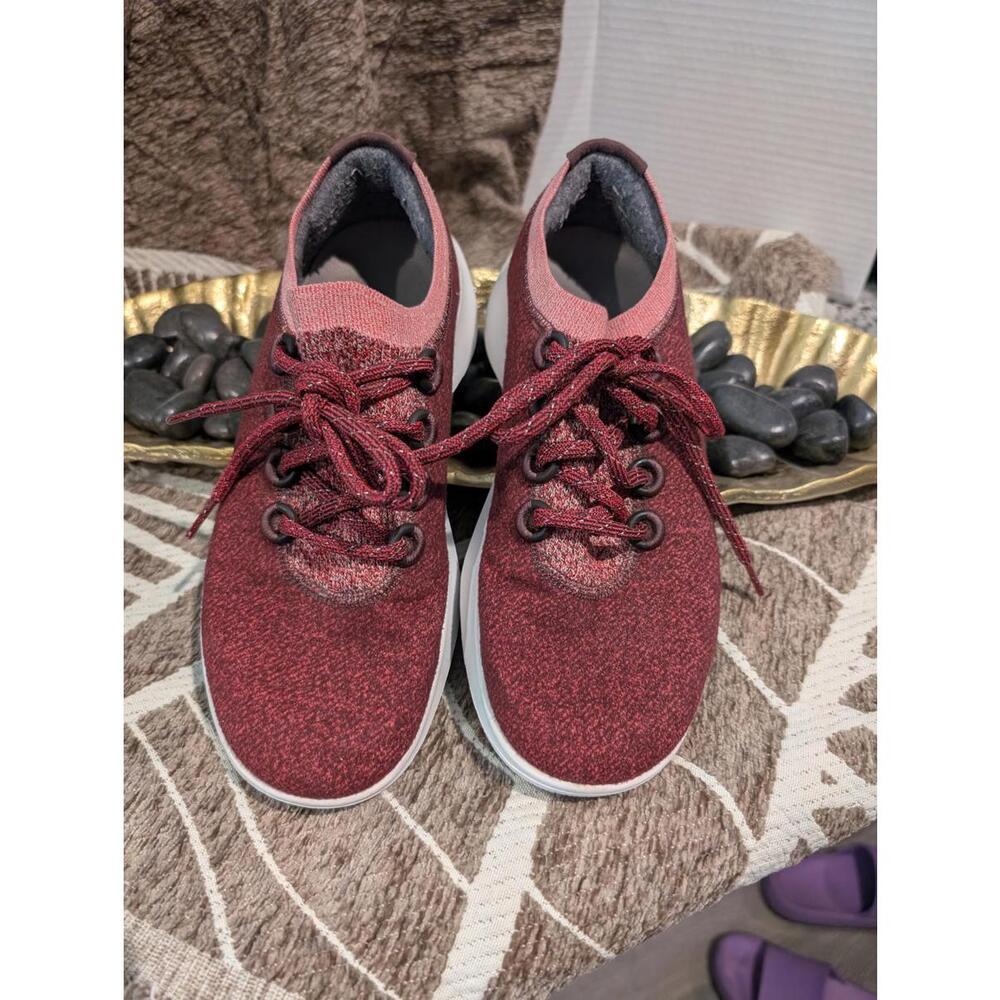 All Birds Burgundy Tennis Shoes W 9.5 Knit Uppers Slip On w/tie